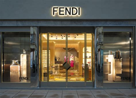 fendi kleider outlet|fendi outlet near me.